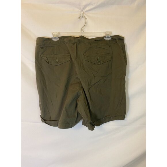 FALLS‎ CREEK WOMENS PLUS SIZE 26W 3X ARMY GREEN SHORTS CHINOS Pockets Bermuda - Picture 2 of 2